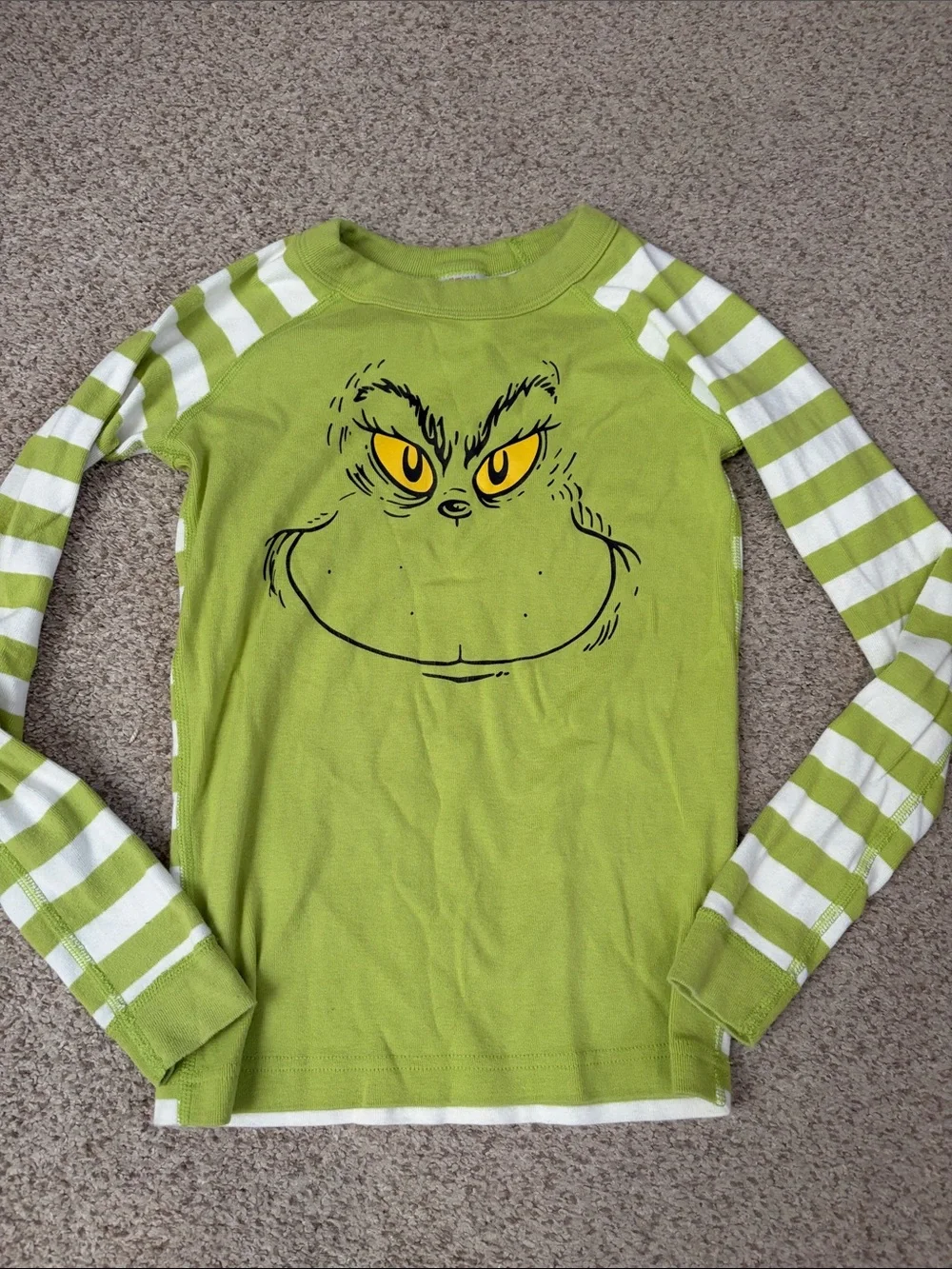 Hanna Andersson Grinch PJ set, 10
